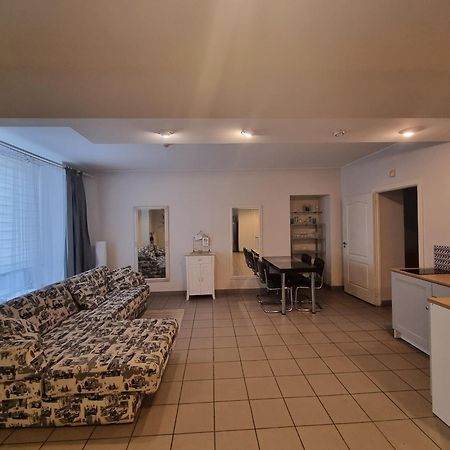 Camellia Studio Apartment & Parking Riga Exterior photo